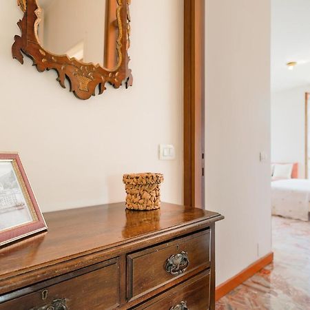 Piazza Cavour Lake View - Bymyhomeincomo Eksteriør billede